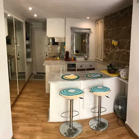 Apartment Socrate